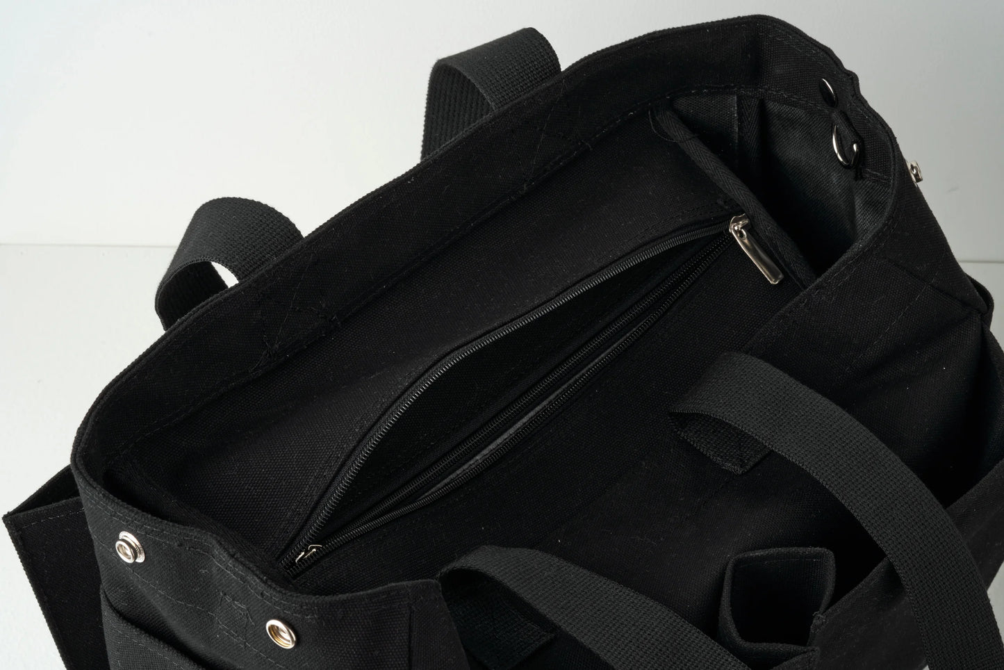 Earth On Us Mega Doit All Bag Black