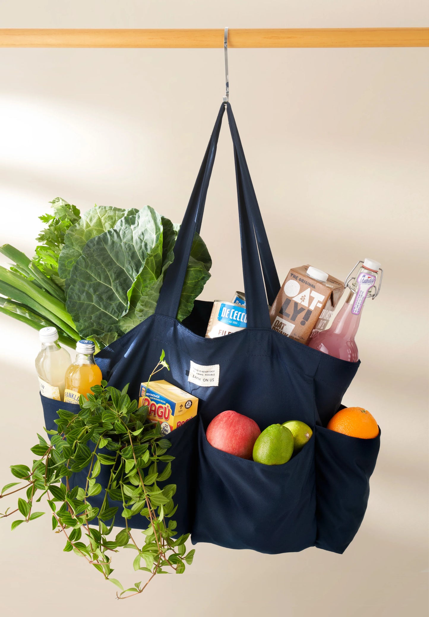 Earth On Us New Mega Reversible Bag Navy
